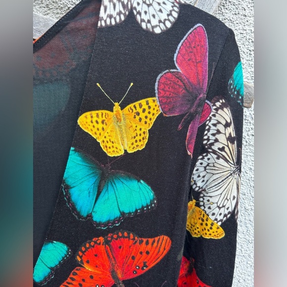 Alice + Olivia Rosaria Butterfly Print Low Back Fitted Maxi Dress in Red - Picture 13 of 16